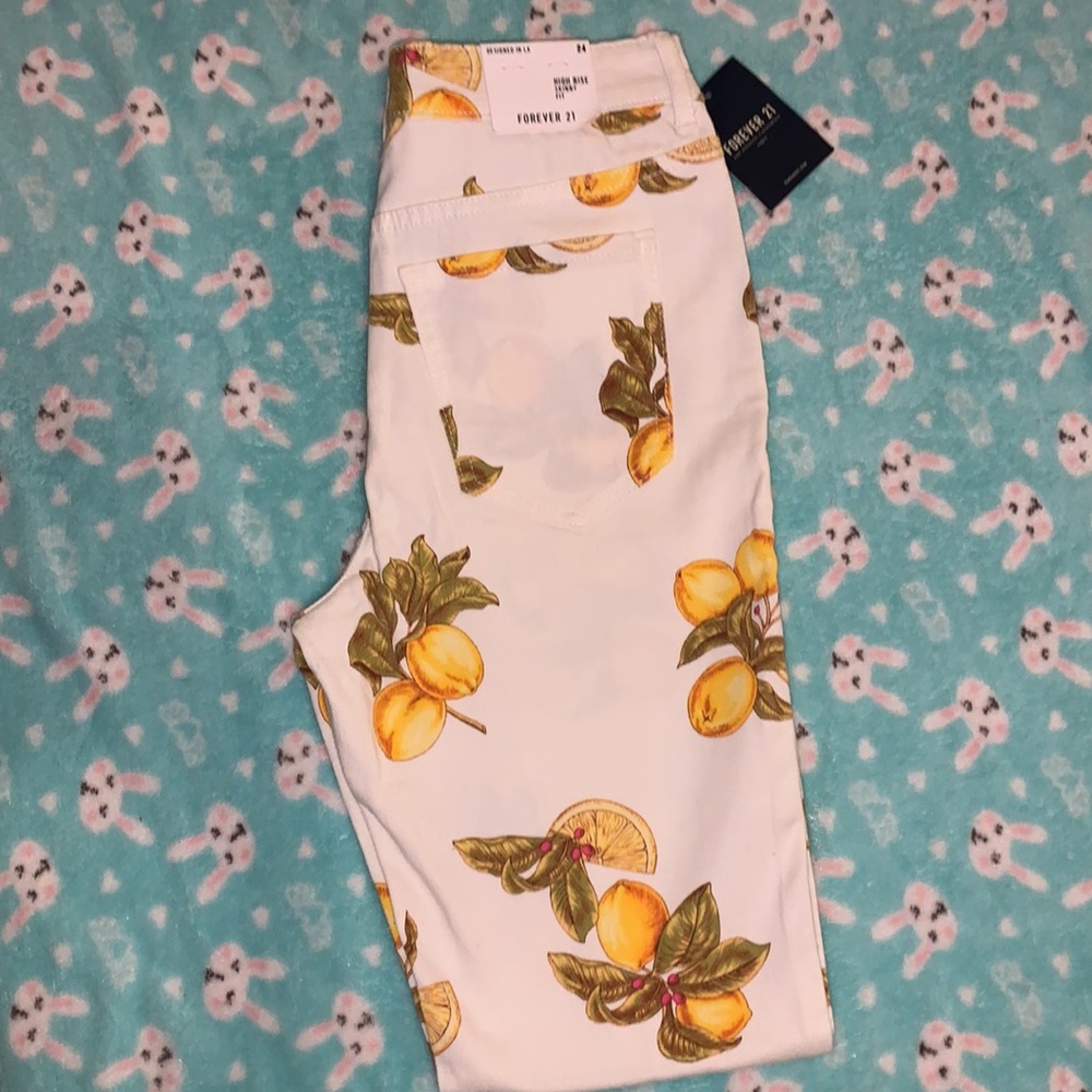 High Rise Lemon pants ๐ - Picture 12 of 13